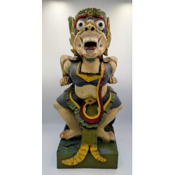 Balanise carved statue